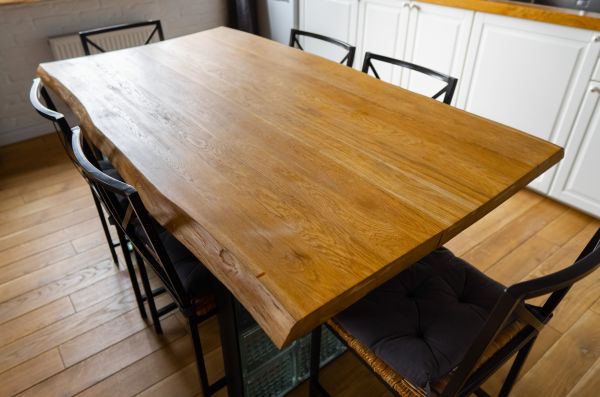 Table Assembly in Everett